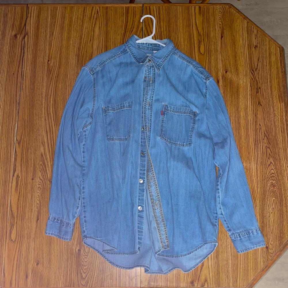Levi’s denim button down shirt